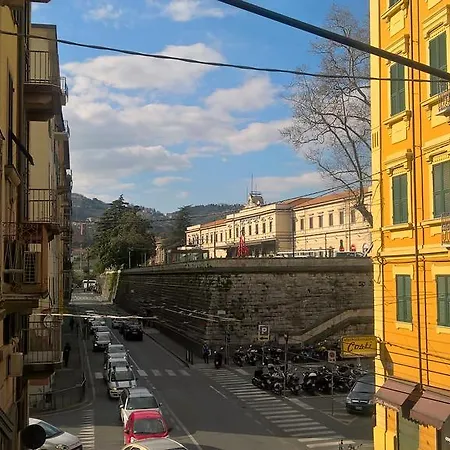 Apartamento Fiume Di Stelle La Spezia